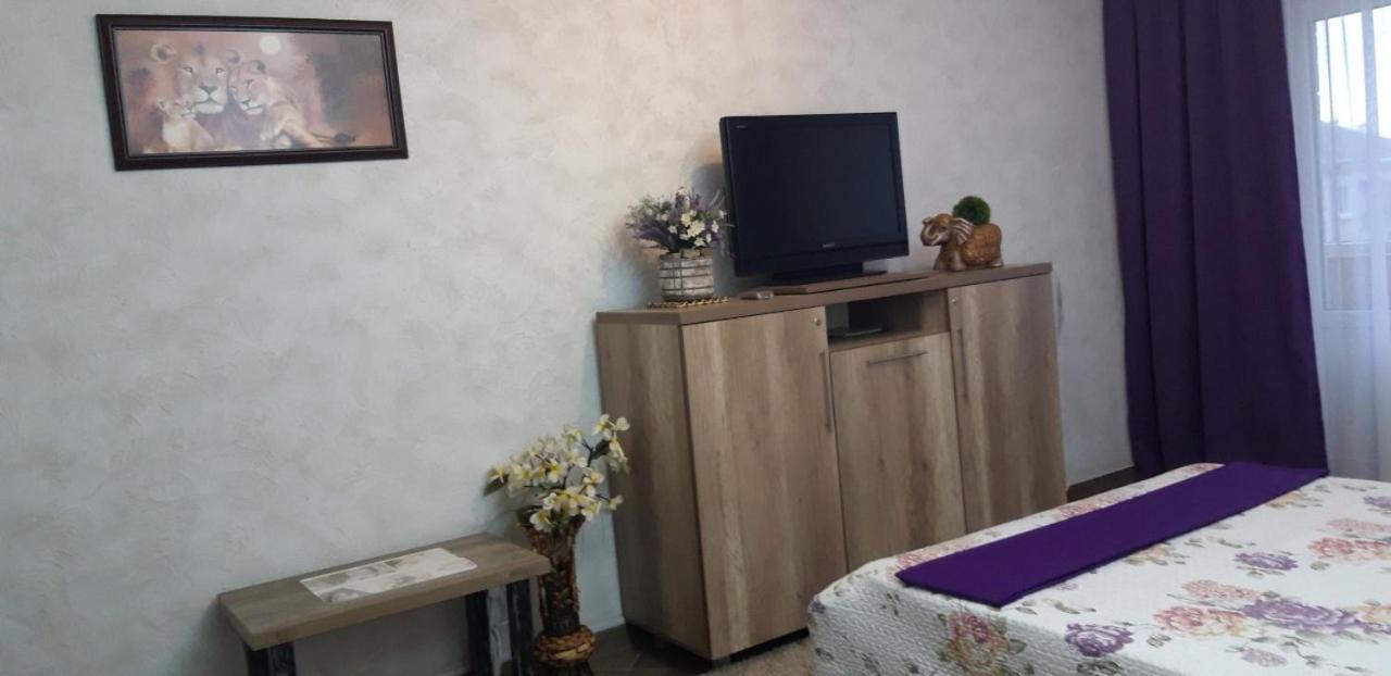Apartment on Kamyanetskaya street Khmelʼnytsʼkyy Bagian luar foto